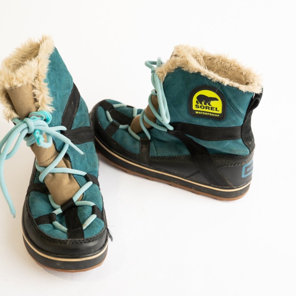 Sorel Glacy Explorer Shortie Winter Boots Womens Sz 8.5 Teal Waterproof